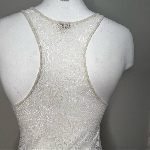Size S Aritzia Wilfred Sheer  Floral Lace Tank top - Picture 6 of 8